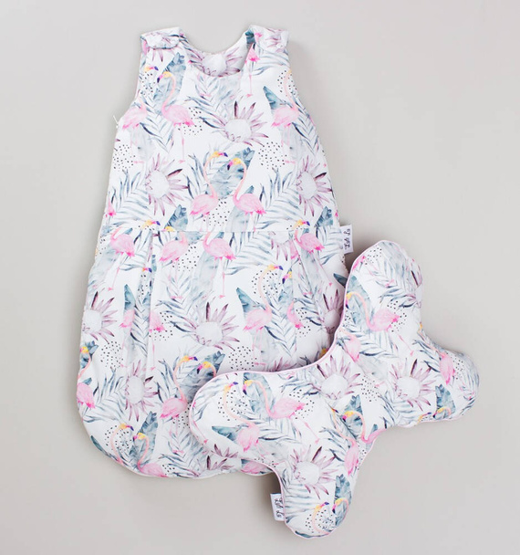 LUL-0036 Flamingi Śpiworek niemowlęcy z poduszką Luli Lu