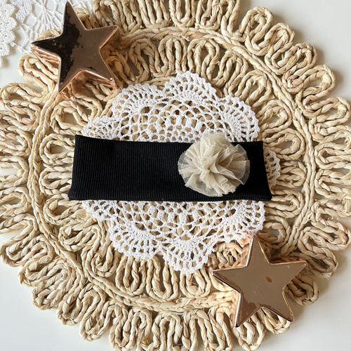 Czarna Opaska dla Dziewczynki Mamatti OK02 – Elegancka i Wygodna