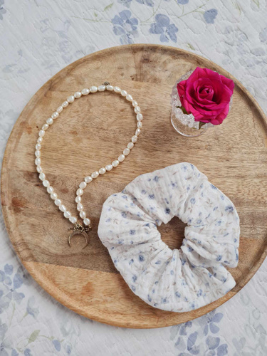 GM Scrunchie muślinowa gumka do włosów Marija - kwiatki