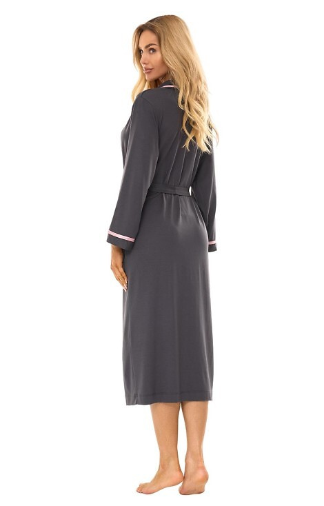 2506 Szlafrok damski długi z wiskozy L&L grafitowy – lekki, oddychający