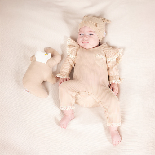 212054 Tola Nicol Czapeczka niemowlęca