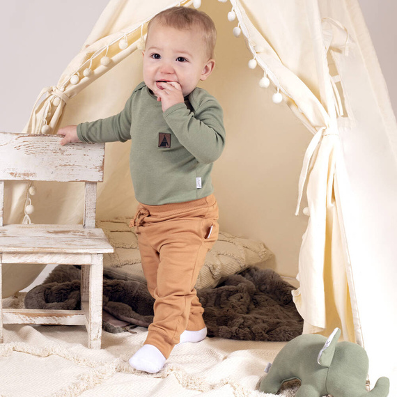 194277 Miki Nicol Spodnie dresowe