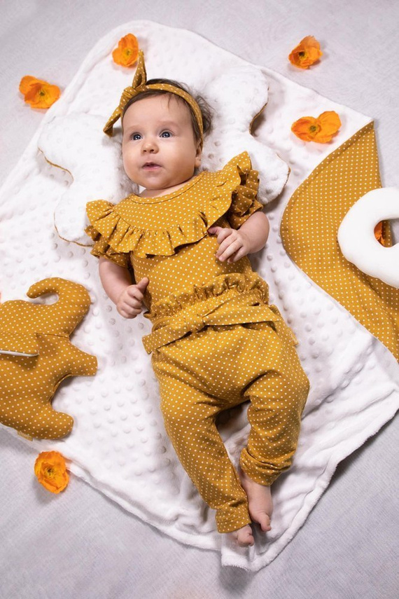 Body z krótkim rękawem 176095 "Michalina" Nicol