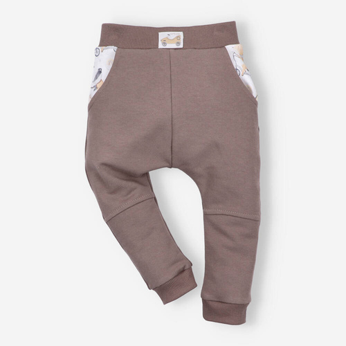 ABN-4715/BRĄ Cute Cars Spodnie dresowe z bawełny organicznej Nini brązowy