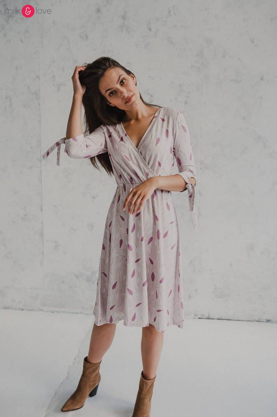 Two Ways MIDI Milk&Love Sukienka ciążowa i do karmienia granatowa w listki