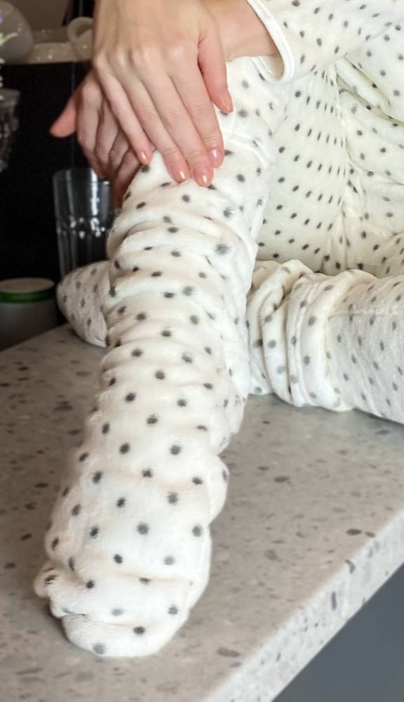 553/554 Wellsoft Gładkie skarpetki do spania De Lafense - ecru małe kropki