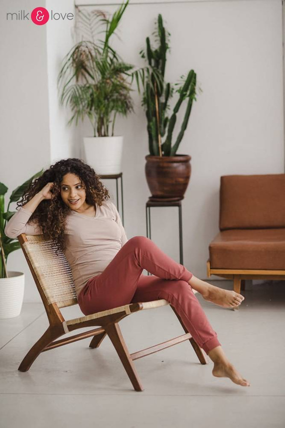 Milk Shirt Bluzka do karmienia i ciążowa z dekoltem w serek beżowy