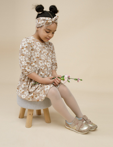 Tres Bien Pinokio Sukienka w kwiatki - beżowe kwiaty